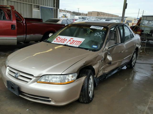 1HGCG56571A051243 - 2001 HONDA ACCORD LX BEIGE photo 2