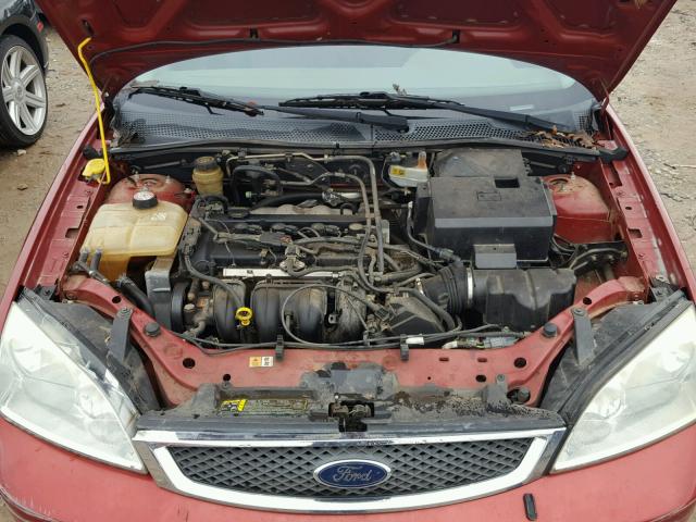 1FAFP34N05W196349 - 2005 FORD FOCUS ZX4 RED photo 7