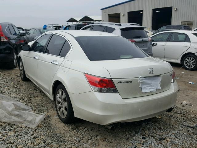 1HGCP3F87AA029001 - 2010 HONDA ACCORD EXL WHITE photo 3