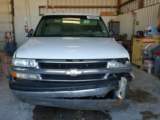 1GCEC14W72Z200616 - 2002 CHEVROLET SILVERADO WHITE photo 9