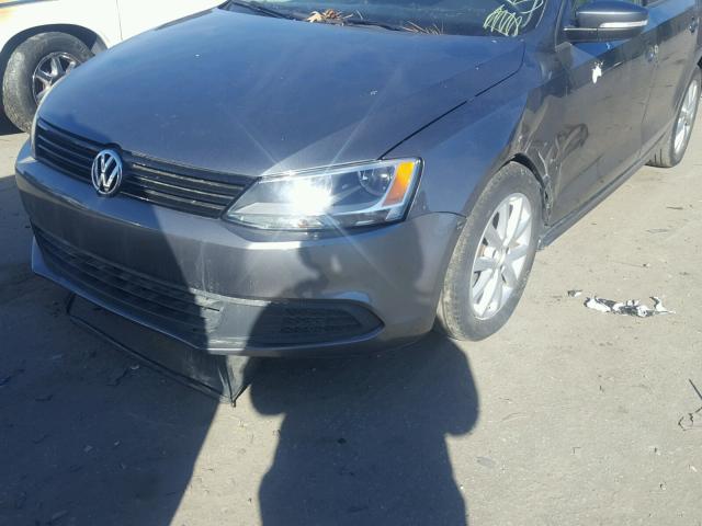 3VWBX7AJ3CM465570 - 2012 VOLKSWAGEN JETTA SE GRAY photo 9