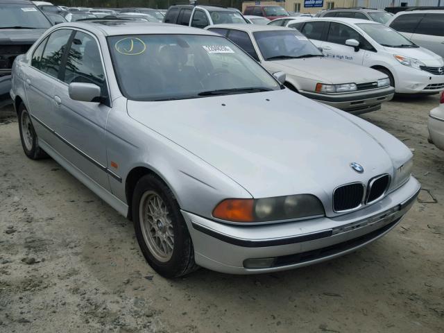 WBADM6342YGU13173 - 2000 BMW 528 I AUTO SILVER photo 1