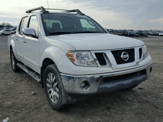 1N6AD0EV8AC426464 - 2010 NISSAN FRONTIER C WHITE photo 1