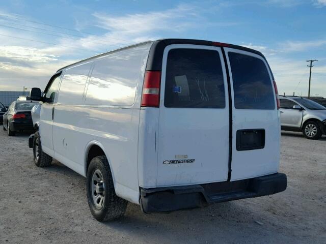 1GCUGADX5A1122830 - 2010 CHEVROLET EXPRESS G1 WHITE photo 3