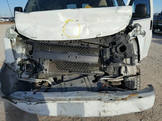 1GCUGADX5A1122830 - 2010 CHEVROLET EXPRESS G1 WHITE photo 7