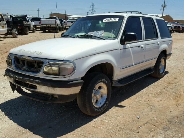 1FMZU32E3WZA74079 - 1998 FORD EXPLORER WHITE photo 2