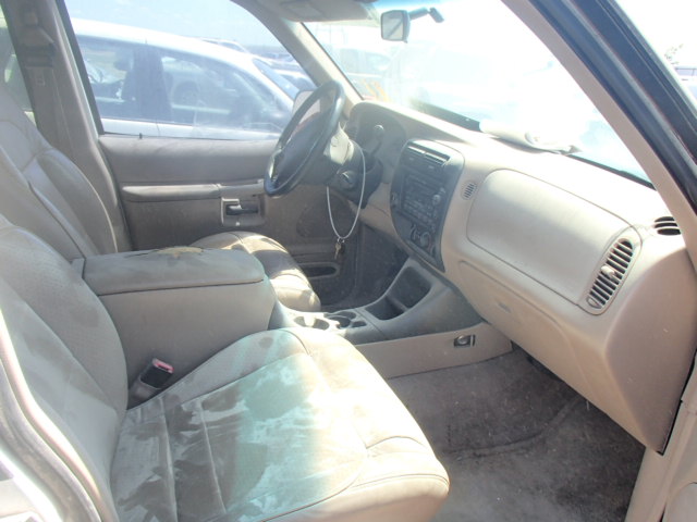 1FMZU32E3WZA74079 - 1998 FORD EXPLORER WHITE photo 5