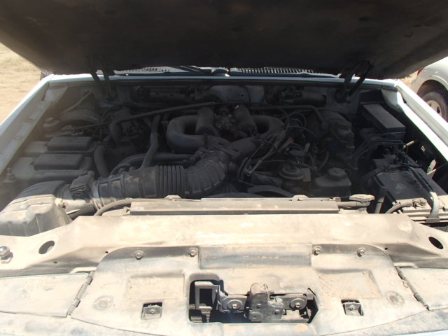 1FMZU32E3WZA74079 - 1998 FORD EXPLORER WHITE photo 7