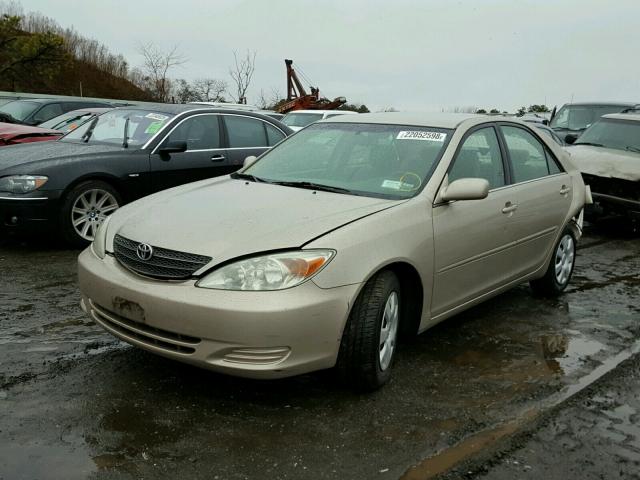 4T1BE30K33U766701 - 2003 TOYOTA CAMRY LE ოქროსფერი ფოტო 2