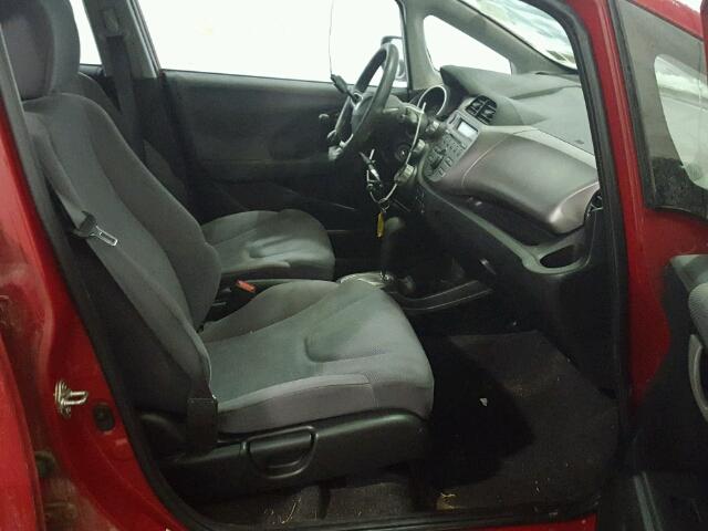 JHMGE88209C006296 - 2009 HONDA FIT RED photo 5