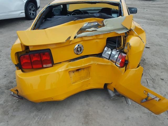 1ZVHT80N185102150 - 2008 FORD MUSTANG YELLOW photo 9