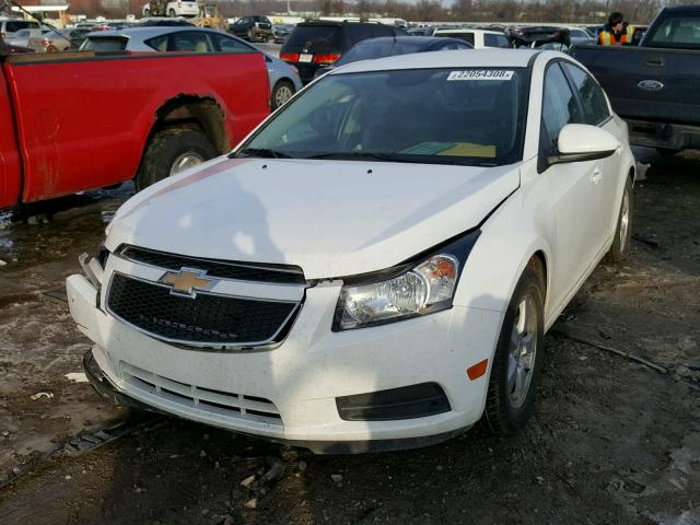 1G1PC5SB3E7207961 - 2014 CHEVROLET CRUZE LT WHITE photo 2