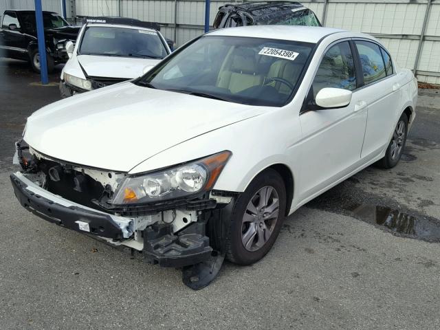 1HGCP2F67CA008838 - 2012 HONDA ACCORD SE WHITE photo 2