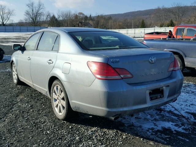 4T1BK36B35U034698 - 2005 TOYOTA AVALON XL GRAY photo 3