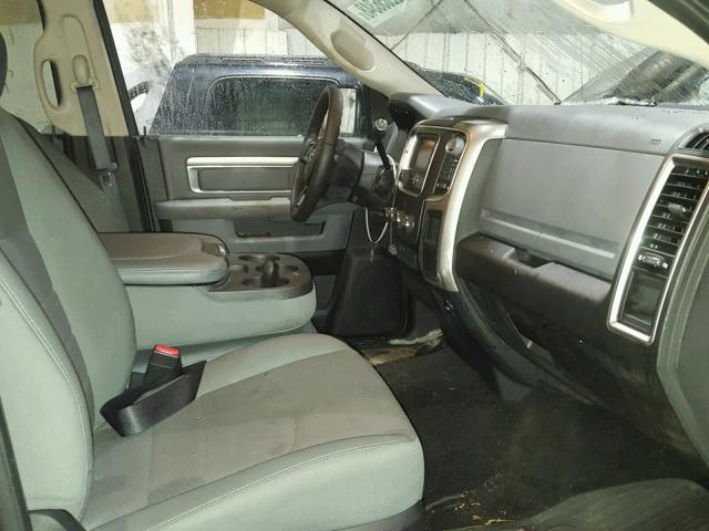 3C6TR5DT6GG387168 - 2016 RAM 2500 SLT BLACK photo 5