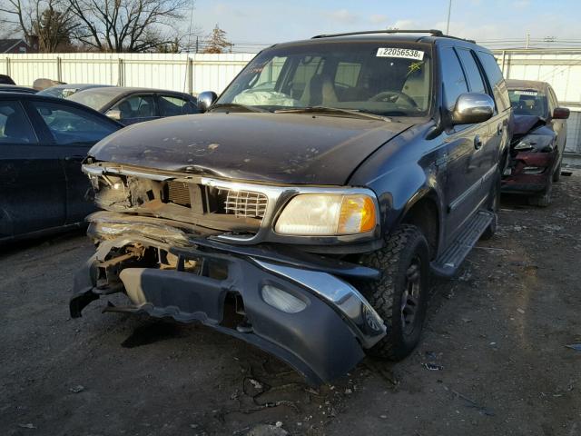 1FMPU18L3XLA72645 - 1999 FORD EXPEDITION BLUE photo 2