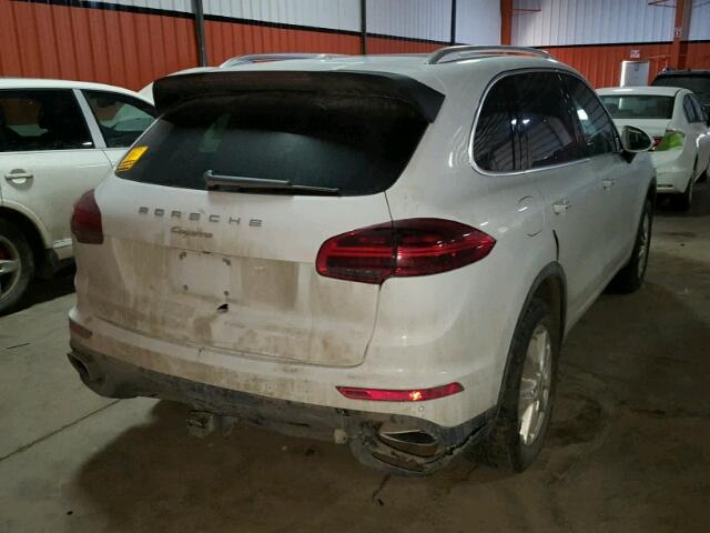 WP1AA2A27GLA02588 - 2016 PORSCHE CAYENNE WHITE photo 4