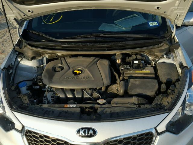 KNAFK4A67G5591355 - 2016 KIA FORTE LX SILVER photo 7