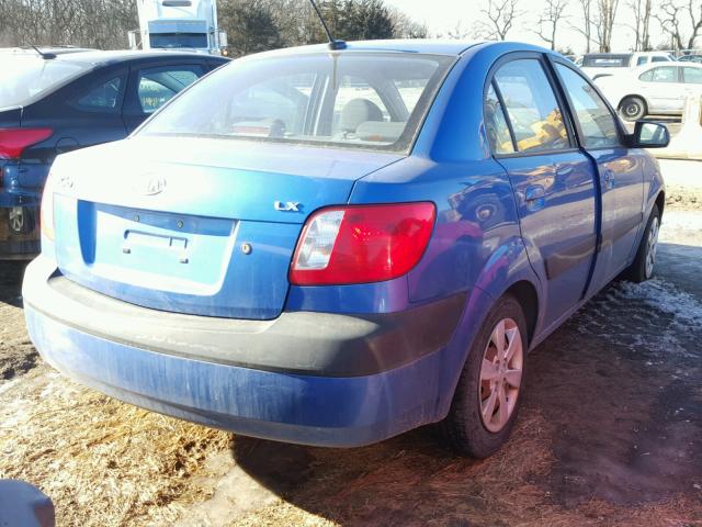 KNADE223196453704 - 2009 KIA RIO BASE BLUE photo 4