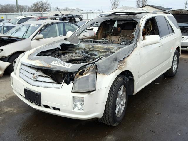 1GYEE637260158135 - 2006 CADILLAC SRX WHITE photo 2