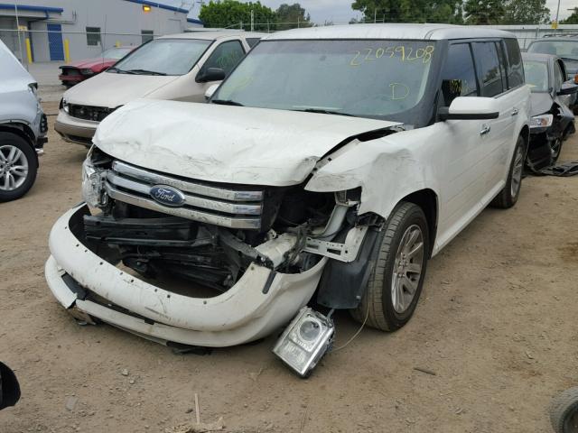 2FMDK52C99BA17919 - 2009 FORD FLEX SEL WHITE photo 2