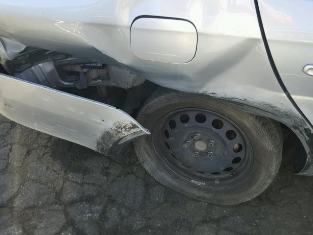 3VWJZ7AJ2AM016951 - 2010 VOLKSWAGEN JETTA S Gümüş foto 9