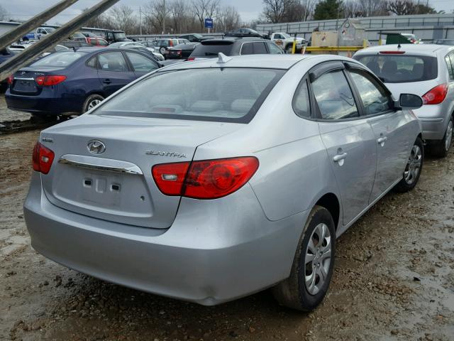 KMHDU4AD5AU014903 - 2010 HYUNDAI ELANTRA BL SILVER photo 4