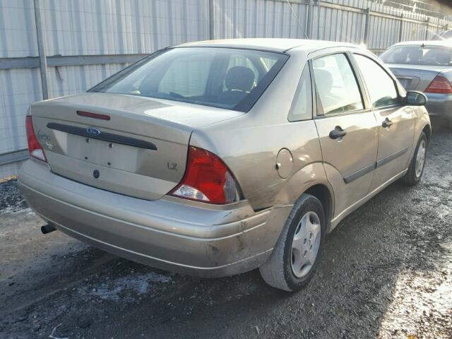 1FAFP33P5YW414390 - 2000 FORD FOCUS LX GOLD photo 4