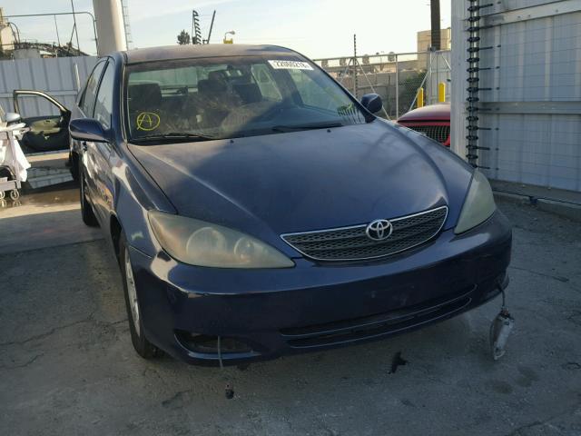 JTDBE32K030145277 - 2003 TOYOTA CAMRY LE BLUE photo 1