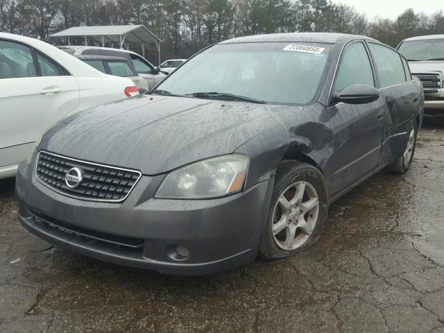 1N4AL11D25N476804 - 2005 NISSAN ALTIMA S GRAY photo 2