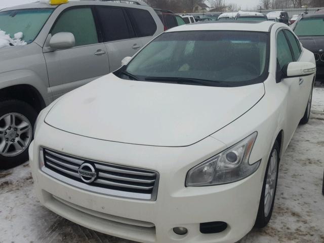 1N4AA5AP8EC432342 - 2014 NISSAN MAXIMA S WHITE photo 2