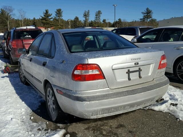 YV1VS29502F827971 - 2002 VOLVO S40 1.9T SILVER photo 3