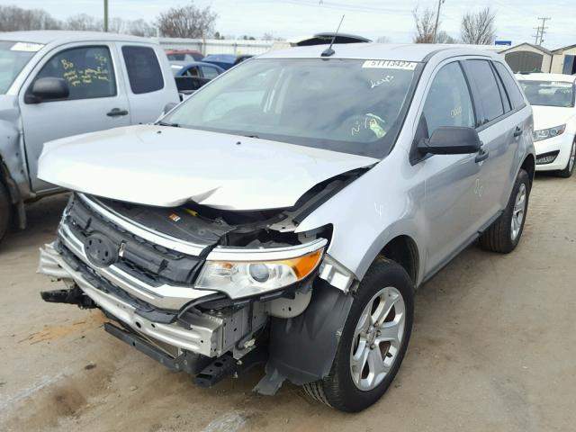 2FMDK4GC7DBA53250 - 2013 FORD EDGE SE SILVER photo 2