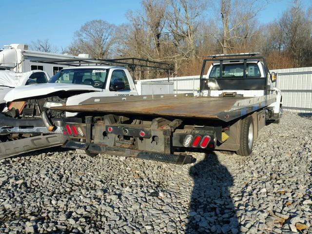 3FRWX6FK5DV489903 - 2013 FORD F650 SUPER WHITE photo 4