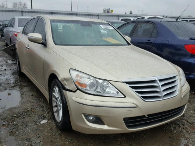 KMHGC46E79U046667 - 2009 HYUNDAI GENESIS 3. GOLD photo 1