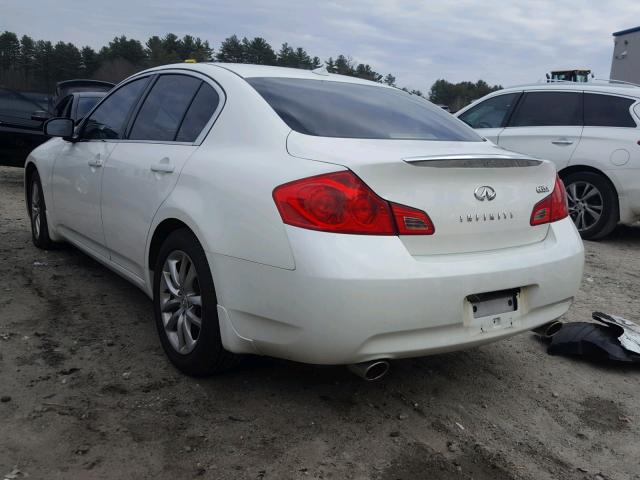 JNKBV61F28M279535 - 2008 INFINITI G35 WHITE photo 3