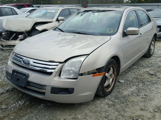 3FAHP07Z69R201505 - 2009 FORD FUSION SE GOLD photo 2