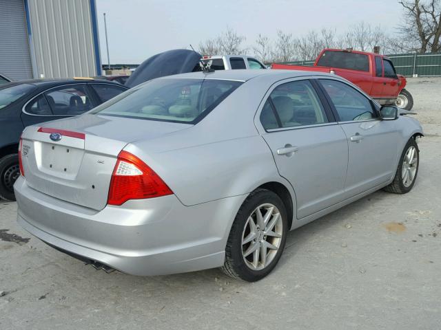 3FAHP0HA6AR258557 - 2010 FORD FUSION SE SILVER photo 4