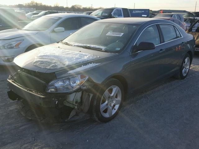 1G1ZG57B69F157428 - 2009 CHEVROLET MALIBU LS GREEN photo 2