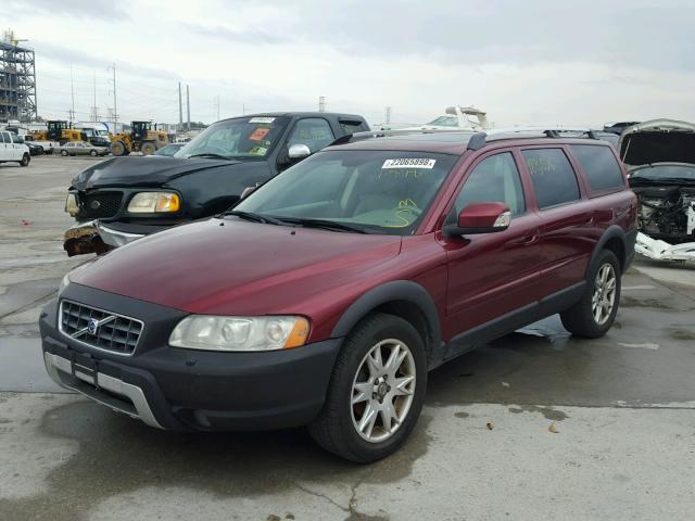 YV4SZ592271270963 - 2007 VOLVO XC70 RED photo 2