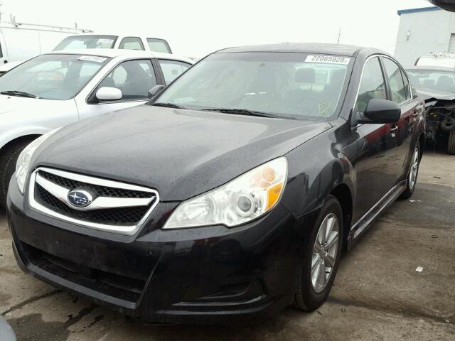 4S3BMCG65B3246083 - 2011 SUBARU LEGACY 2.5 BLACK photo 2