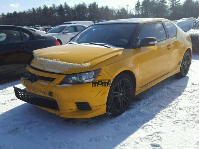 JTKJF5C79C3022969 - 2012 TOYOTA SCION TC YELLOW photo 2