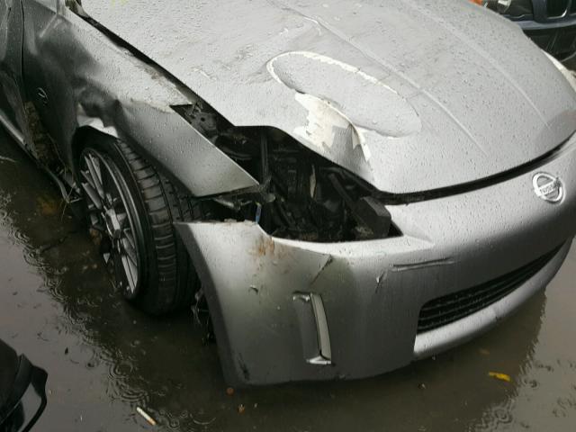 JN1AZ34D44T163783 - 2004 NISSAN 350Z COUPE SILVER photo 9