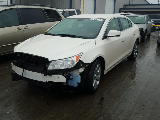 1G4GF5E31CF136969 - 2012 BUICK LACROSSE P WHITE photo 2