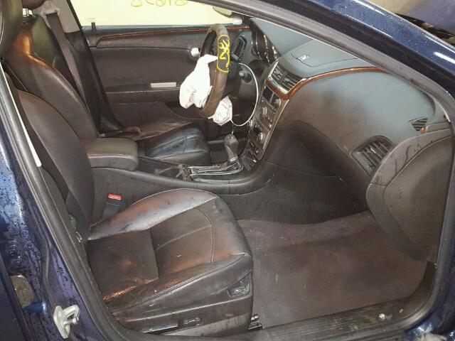 1G1ZE5EB9AF229106 - 2010 CHEVROLET MALIBU LTZ 蓝色 照片 5