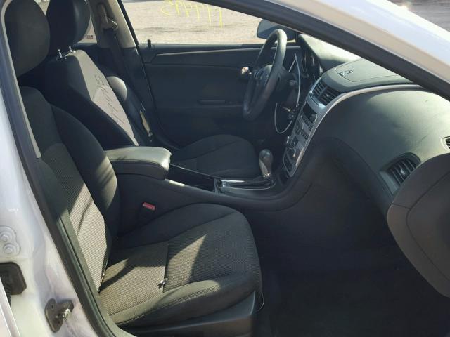 1G1ZC5EB7AF229109 - 2010 CHEVROLET MALIBU 1LT 白色 照片 5