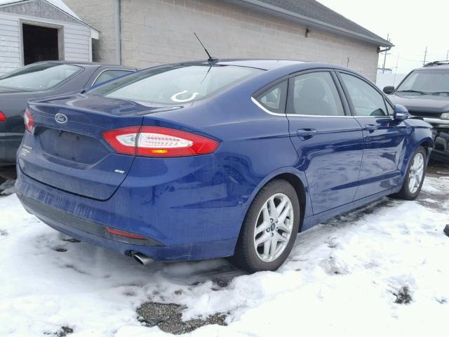 1FA6P0H79F5113650 - 2015 FORD FUSION SE BLUE photo 4