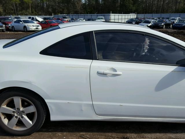 2HGFG12856H548435 - 2006 HONDA CIVIC EX WHITE photo 9