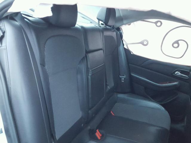 1G11D5RR1DF111000 - 2013 CHEVROLET MALIBU 1LT 白色 照片 6