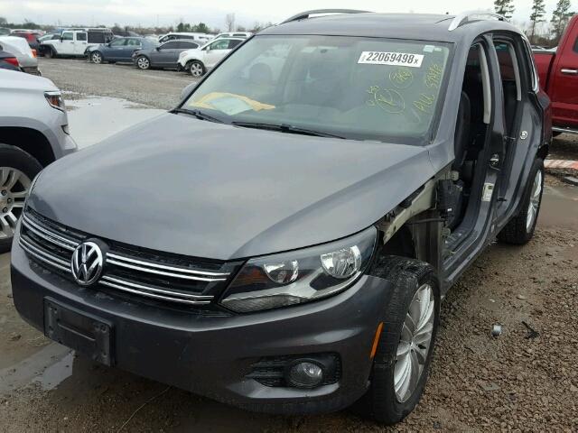 WVGAV3AX2DW569921 - 2013 VOLKSWAGEN TIGUAN S GRAY photo 2